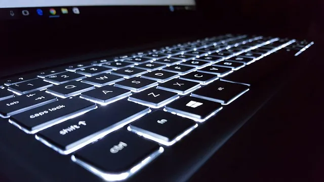 computers-640x480-66609830.jpeg